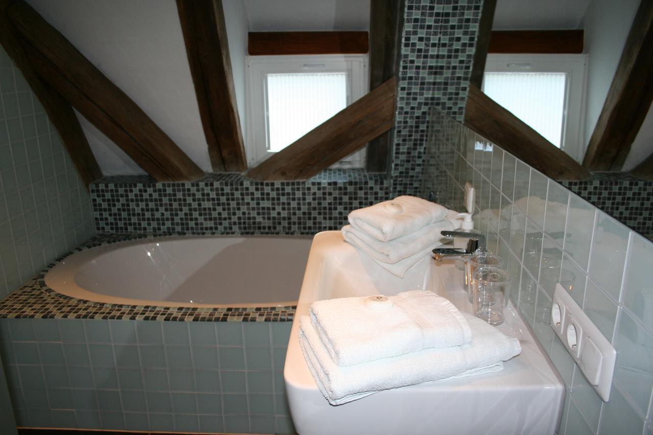 Gaestehaus Edelzimmer Rothenburg ob der Tauber Exterior foto